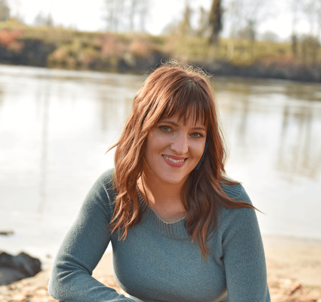 Shirley-Hollinger-river-background-headshot